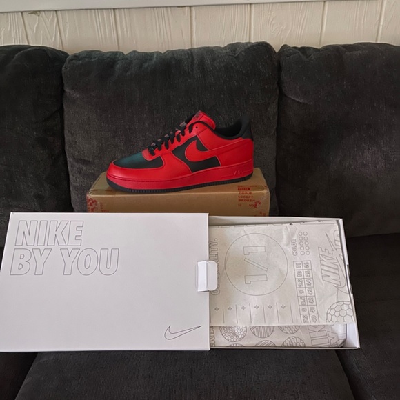 1of One Nike Air Force One - Picture 3 of 3